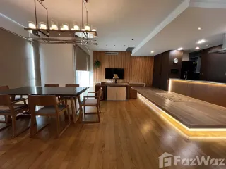 For rent 3 bedrooms condo in Khlong Toei, Bangkok