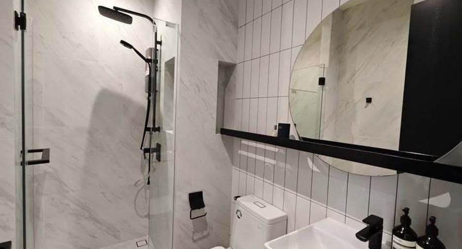 For rent studio condo in Khlong San, Bangkok