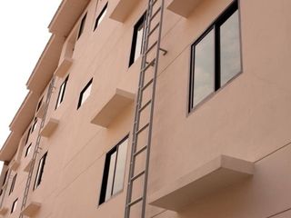 For rent 3 bedrooms townhouse in Yan Nawa, Bangkok