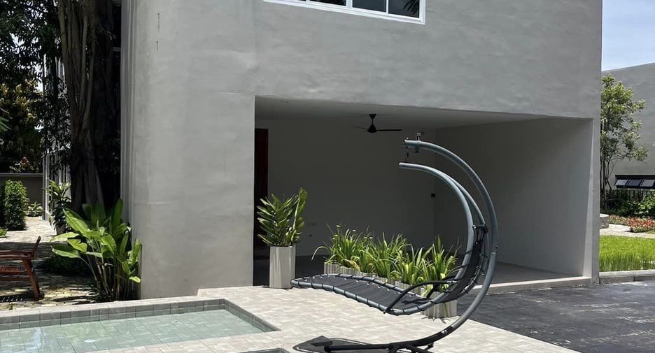 For rent 3 bedrooms house in Lat Krabang, Bangkok