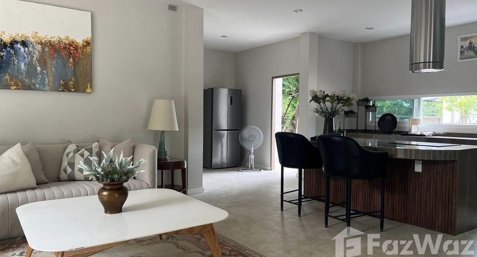 For rent 3 bedrooms house in Lat Krabang, Bangkok