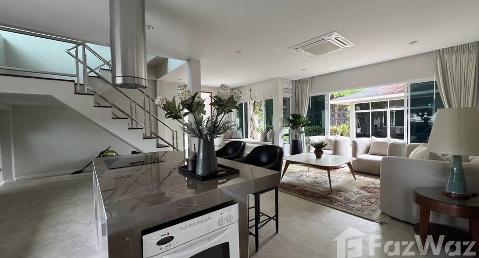 For rent 3 bedrooms house in Lat Krabang, Bangkok