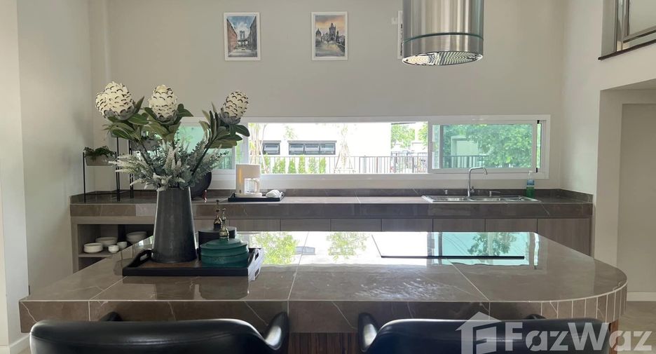For rent 3 bedrooms house in Lat Krabang, Bangkok
