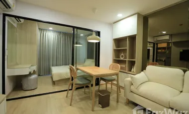 À louer 1 chambre condo à Phra Khanong, Bangkok