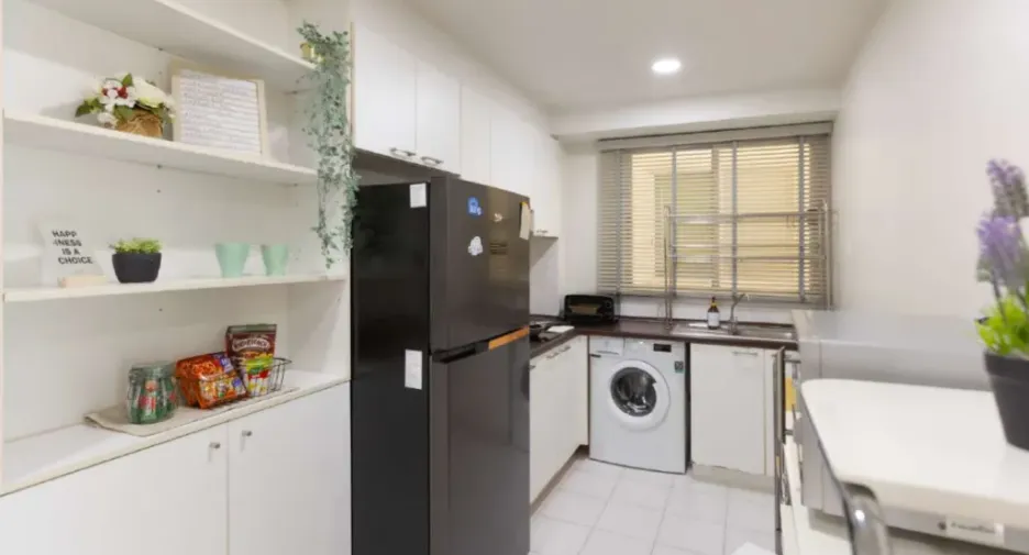 For rent 1 bed condo in Watthana, Bangkok