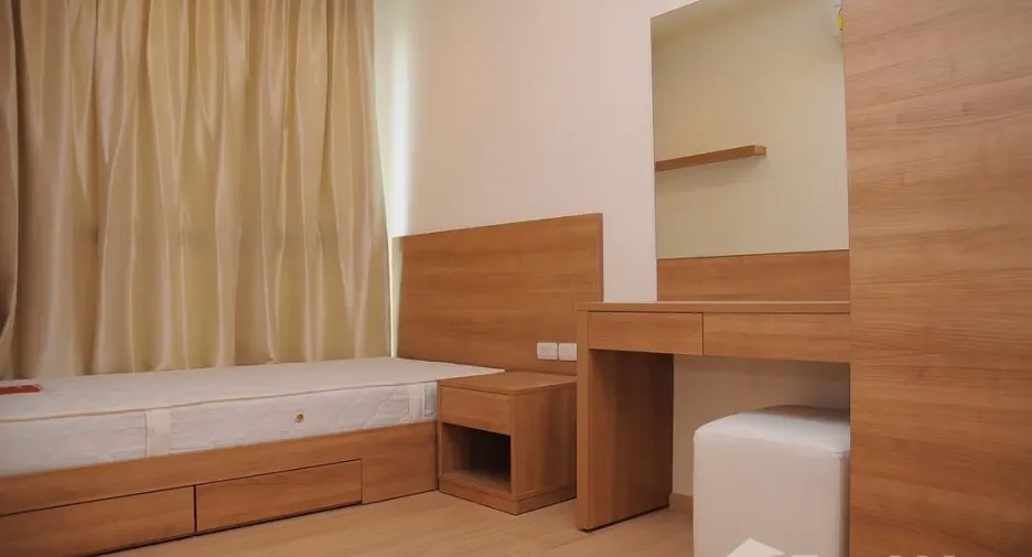 For rent 2 bedrooms condo in Phra Khanong, Bangkok