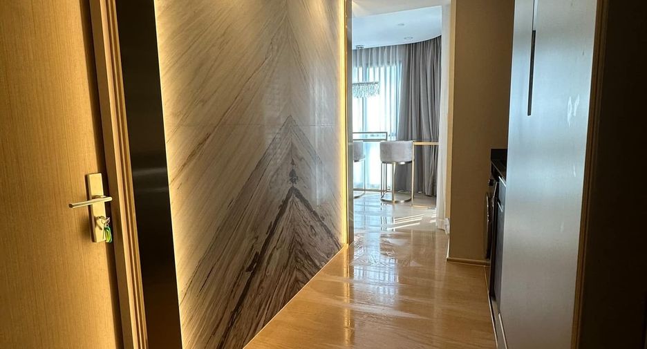 Condo en alquiler de 2 habitaciones en Bang Rak, Bangkok
