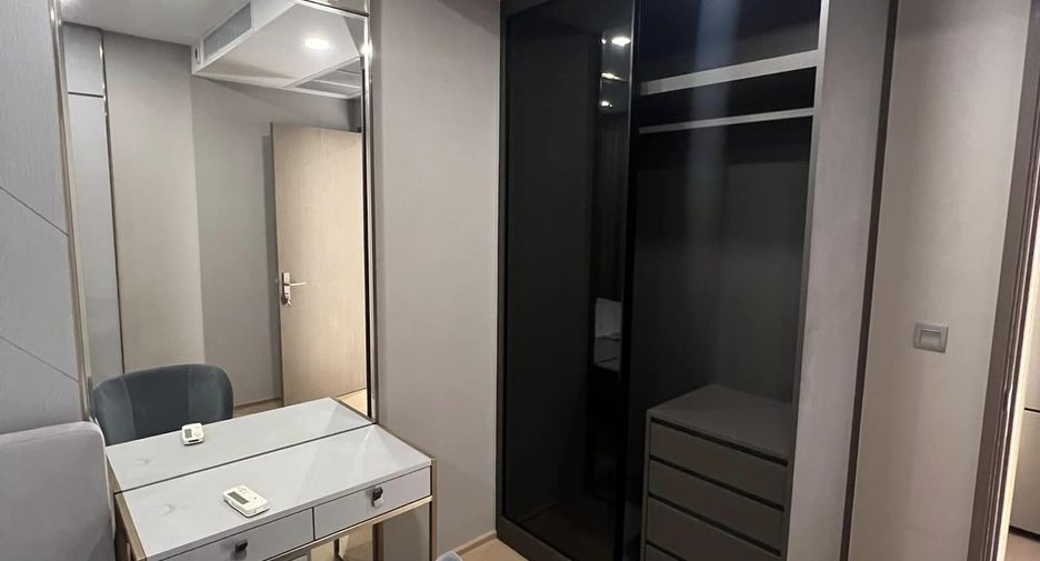 Condo en alquiler de 2 habitaciones en Bang Rak, Bangkok