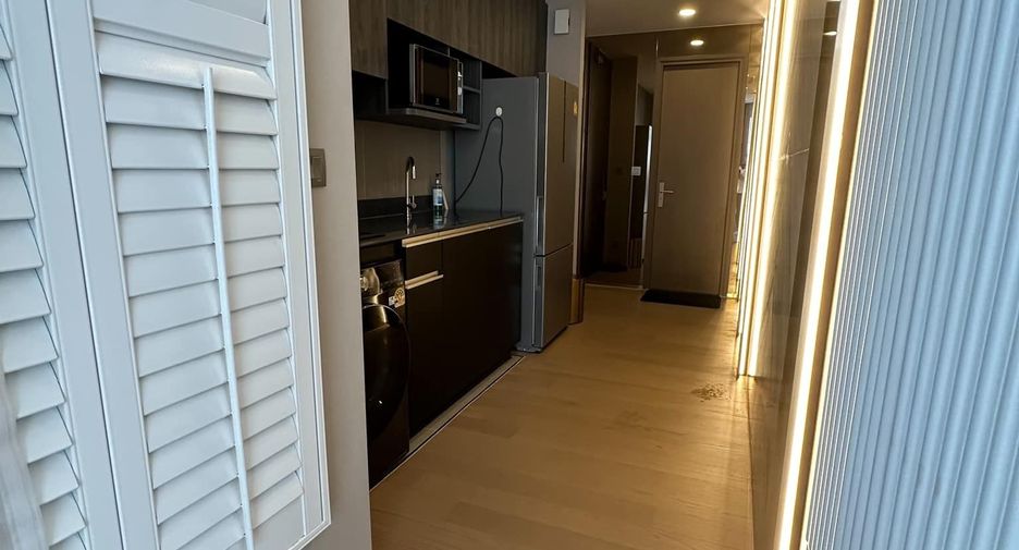 Condo en alquiler de 2 habitaciones en Bang Rak, Bangkok