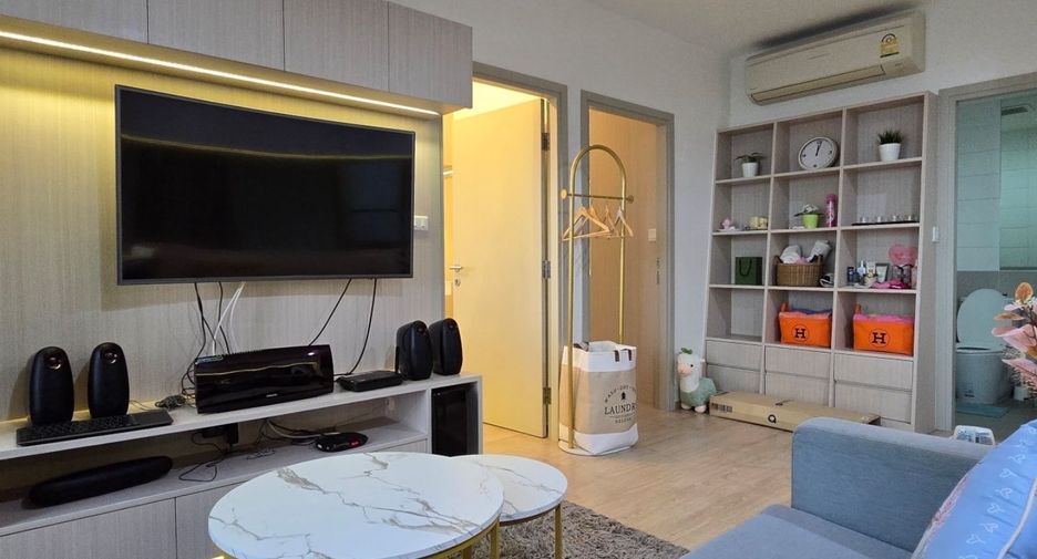 For rent 2 bedrooms condo in Bang Rak, Bangkok