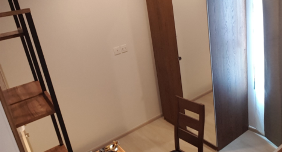For rent 2 bedrooms condo in Pathum Wan, Bangkok