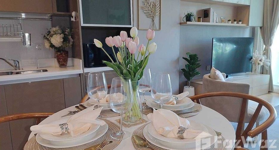 For rent 2 bedrooms condo in Khlong Toei, Bangkok