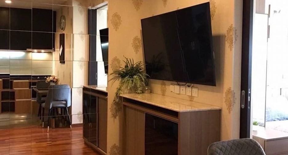 For rent 1 bed condo in Pathum Wan, Bangkok