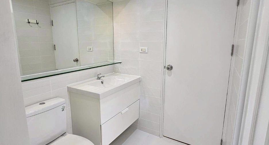 For rent 2 bedrooms condo in Suan Luang, Bangkok