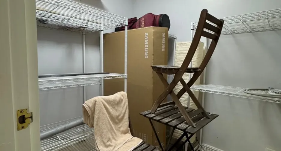 Аренда 3 спальни кондо в Патхум Щан, Бангкок