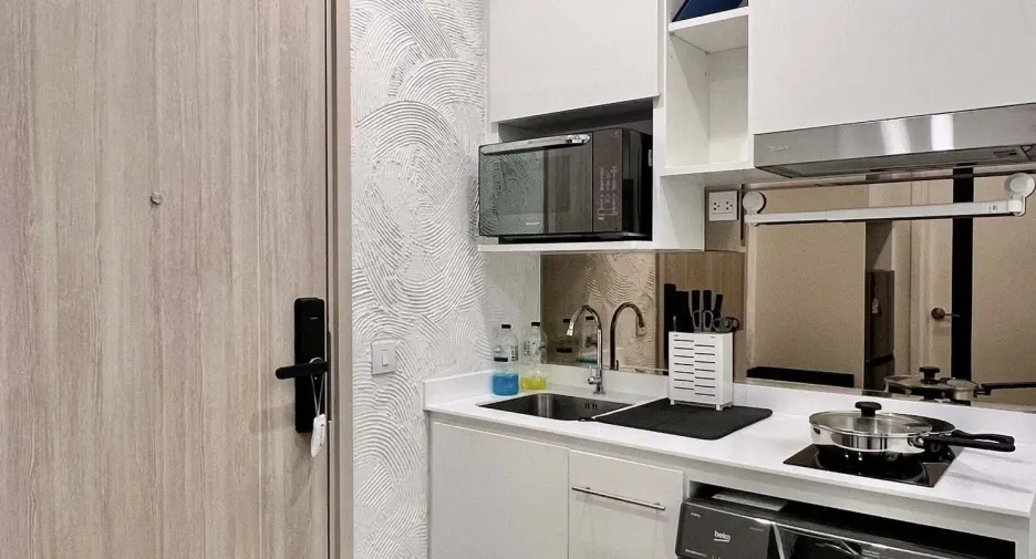 For rent 1 bed condo in Khlong Toei, Bangkok