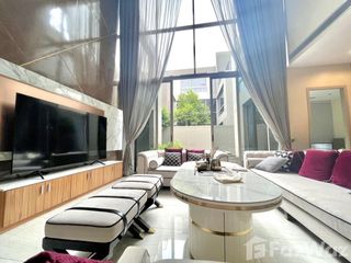 For rent 5 bedrooms house in Suan Luang, Bangkok