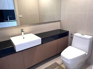 Apartamento en alquiler de 1 habitaciones en Khlong Toei, Bangkok