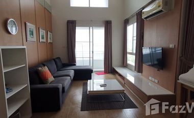 Condo en alquiler de 3 habitaciones en Watthana, Bangkok
