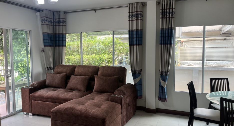 For rent 3 bedrooms house in Lat Krabang, Bangkok