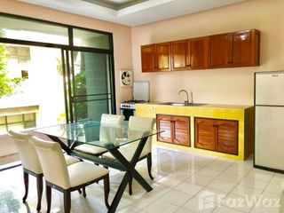 Reihenhaus zur Miete mit 3 Zimmer in Watthana, Bangkok