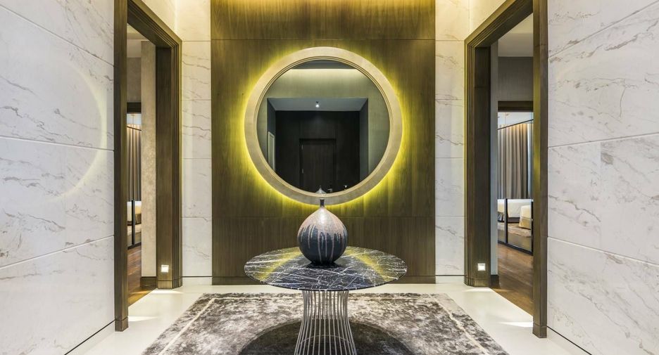 For rent 3 ベッドルーム condo in Khlong Toei, Bangkok