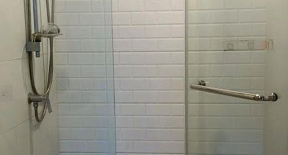 For rent 1 bed condo in Wang Thonglang, Bangkok
