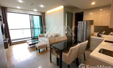 For rent 2 bedrooms condo in Sathon, Bangkok