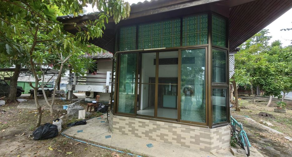 Gewerbefläche zur Miete mit 3 Zimmer in Bang Na, Bangkok
