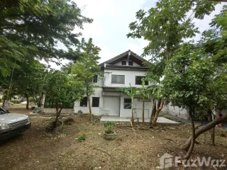 For rent 3 bedrooms retail Space in Bang Na, Bangkok