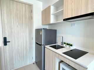 Condo en alquiler de 1 habitaciones en Huai Khwang, Bangkok