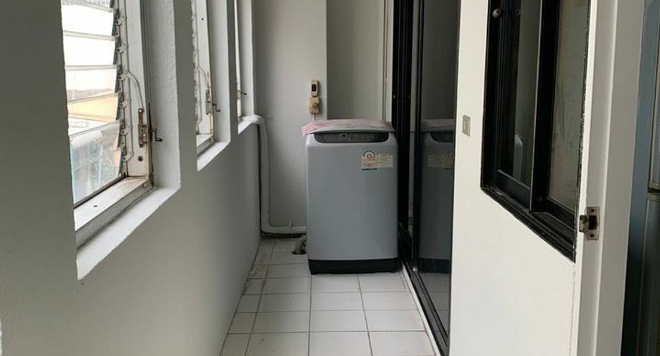 ให้เช่า 3 ห้องนอน คอนโด ใน วัฒนา, กรุงเทพฯ
