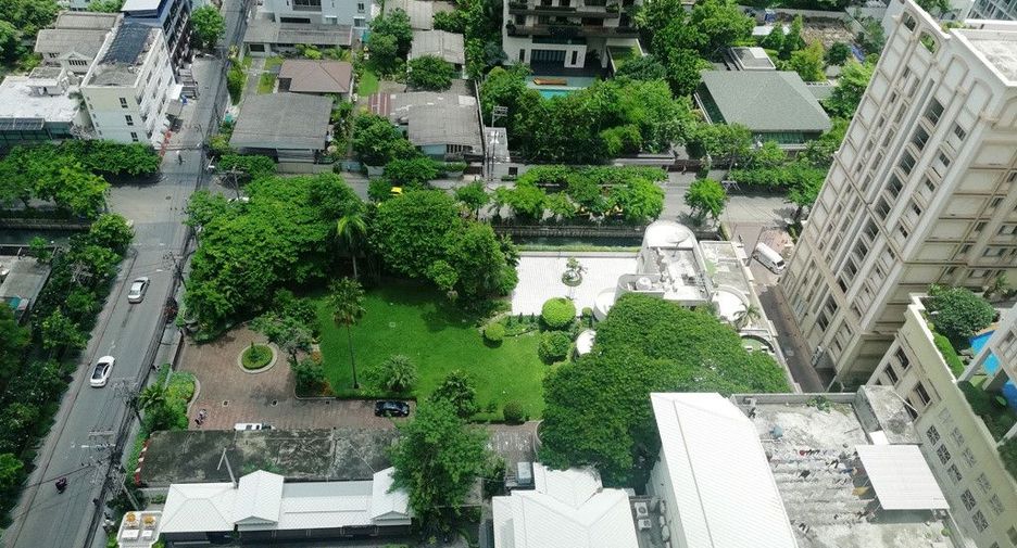 Condo en alquiler de 2 habitaciones en Watthana, Bangkok