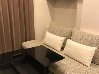 For rent 1 bed condo in Huai Khwang, Bangkok