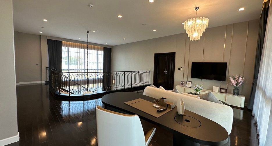 For rent 5 bedrooms house in Lat Krabang, Bangkok