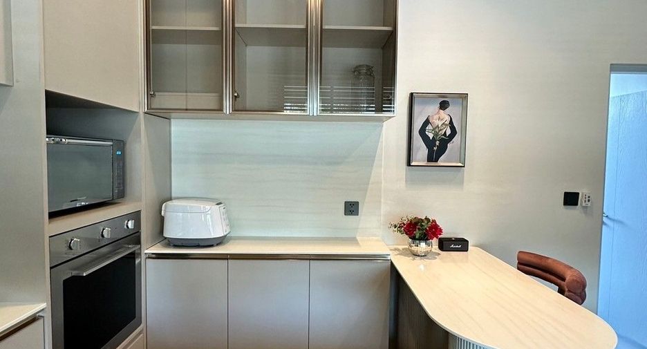For rent 5 bedrooms house in Lat Krabang, Bangkok