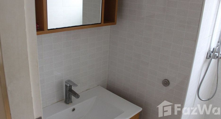 For rent 2 bedrooms apartment in Suan Luang, Bangkok