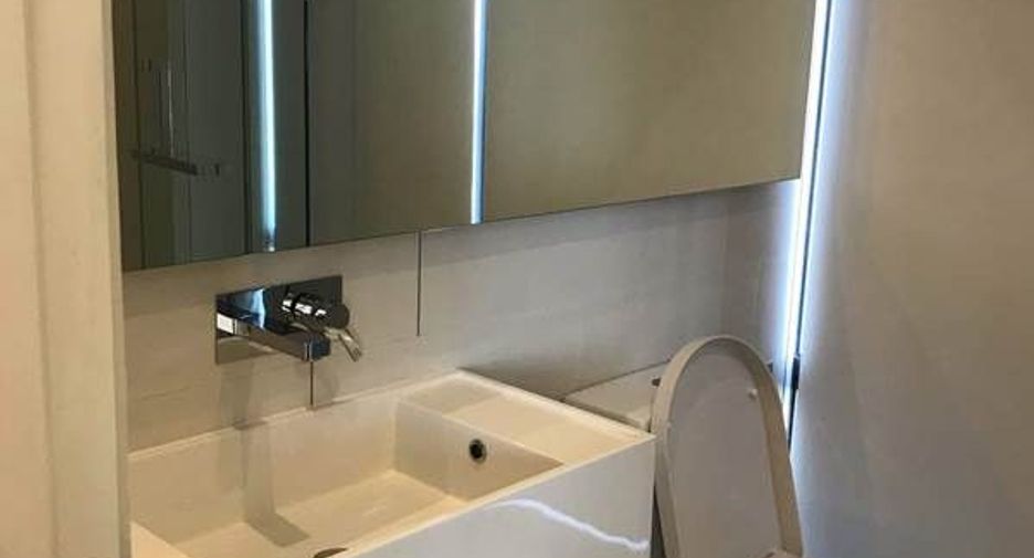 For rent 2 ベッドルーム condo in Sathon, Bangkok