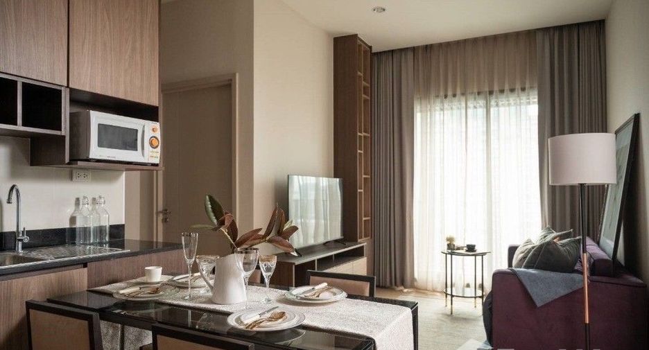 À louer 2 chambres condo à Watthana, Bangkok