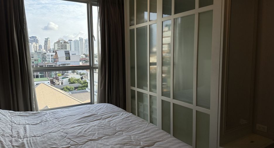 For rent 1 bed condo in Watthana, Bangkok