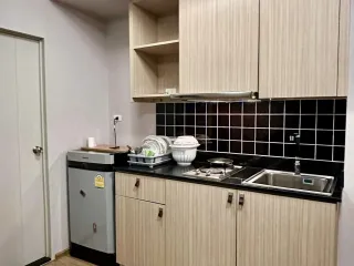 For rent 1 bed condo in Mueang Samut Prakan, Samut Prakan