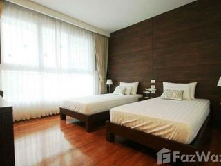 Apartamento en alquiler de 3 habitaciones en Watthana, Bangkok