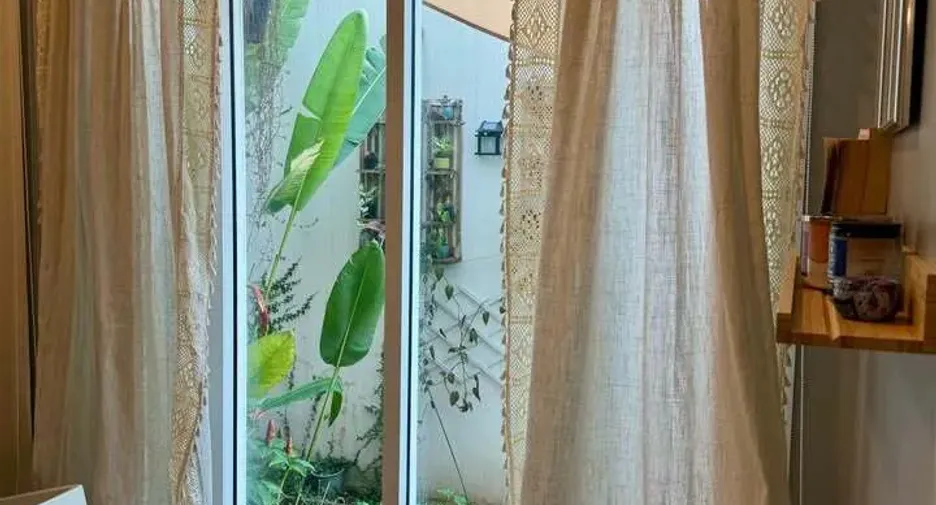For rent 2 bedrooms condo in Yan Nawa, Bangkok
