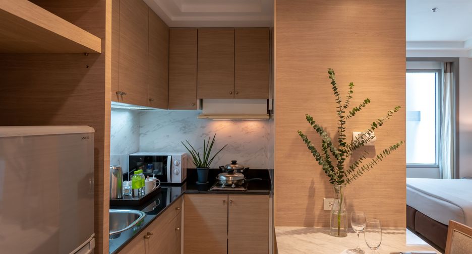 Apartment zur Miete mit Studio in Khlong Toei, Bangkok