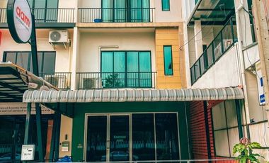 For rent 3 bedrooms townhouse in Min Buri, Bangkok
