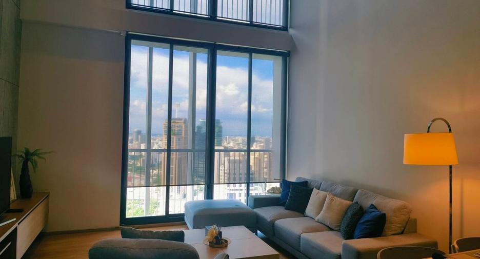 For rent 2 bedrooms condo in Khlong Toei, Bangkok