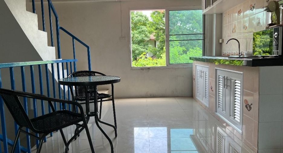 For rent 3 bedrooms townhouse in Don Mueang, Bangkok