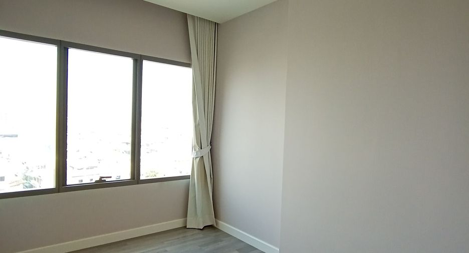 For rent 2 bedrooms condo in Bang Rak, Bangkok