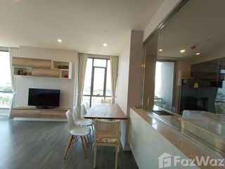 For rent 2 bedrooms condo in Bang Rak, Bangkok
