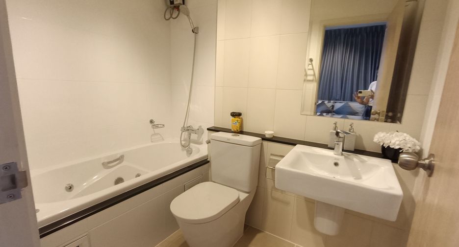 For rent 2 bedrooms condo in Mueang Samut Prakan, Samut Prakan